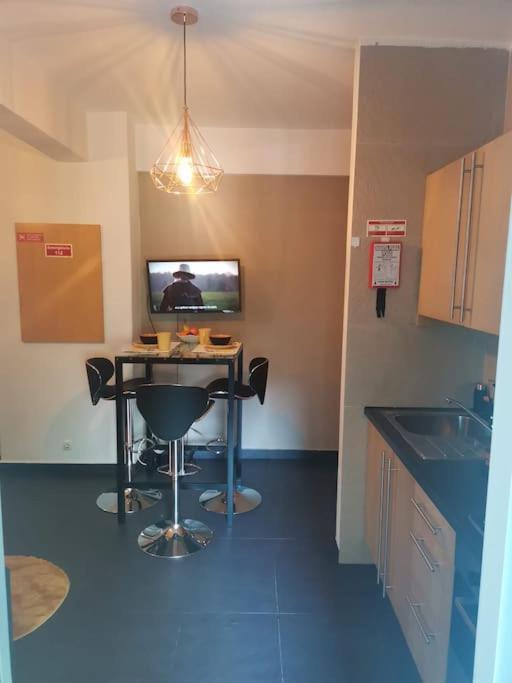 Apartamento Enjoy Lisboa! - Near Metro Amadora Exterior foto